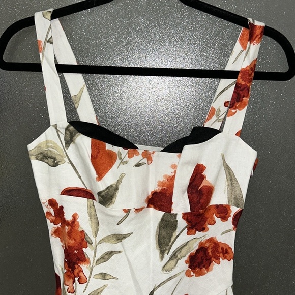 Reformation Bekki Linen Dress - Picture 6 of 16